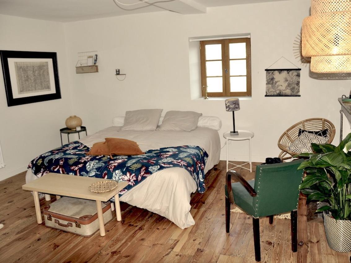 Villa Colombier Pontgibaud Pokój zdjęcie